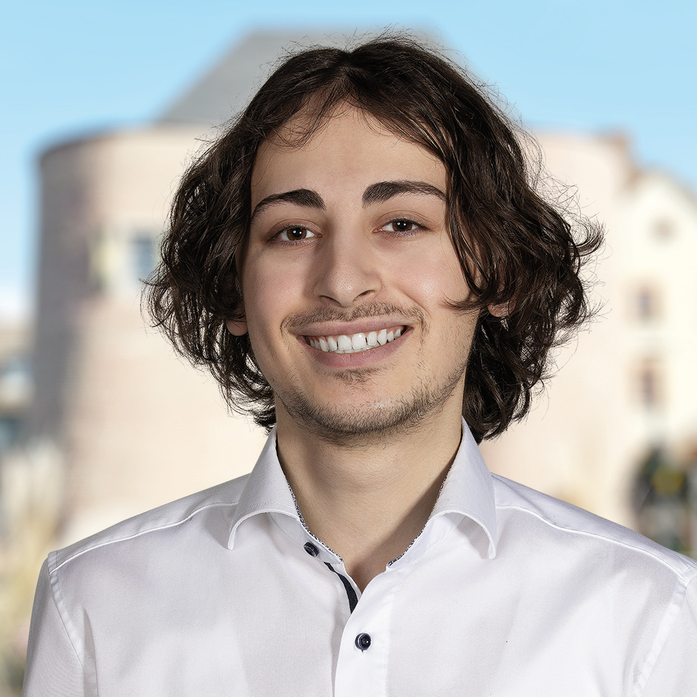 Mehmet Simsek Profil